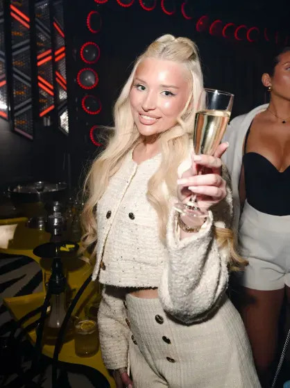 Возлюбленную Тимати Валетину Иванову 