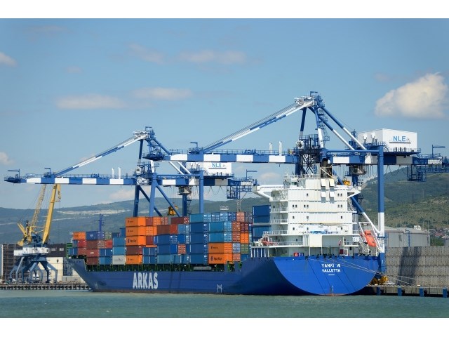 Национализация российского флота как стратегическая задача Национализация российского флота как стратегическая задача россия