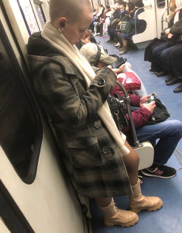 Чудаки и модники из метро Чудаки и модники из метро позитив,смешные картинки,юмор