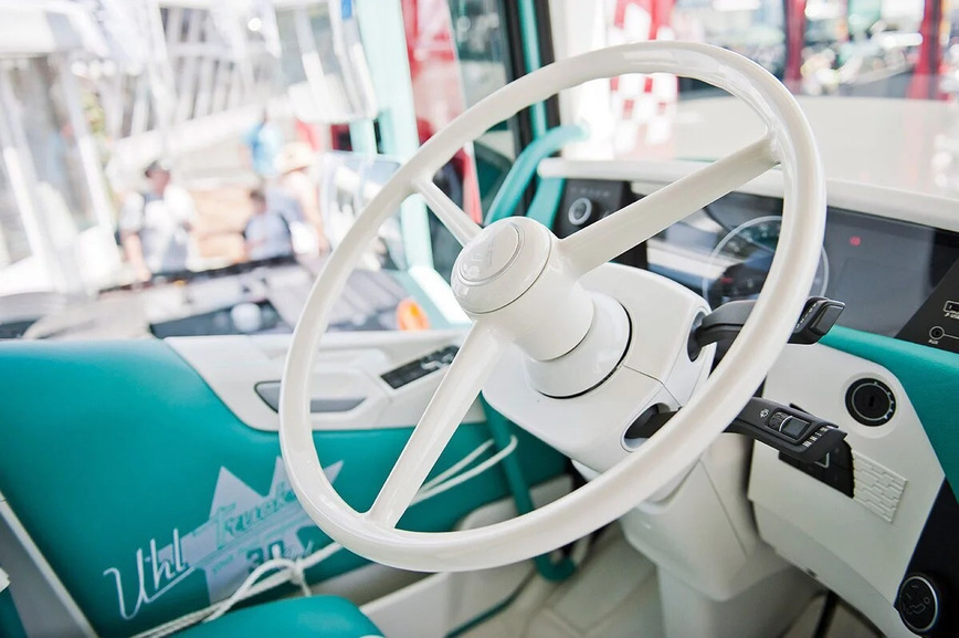 Шикарный тюнинг Volvo FH540 к 30-летнему юбилею компании 