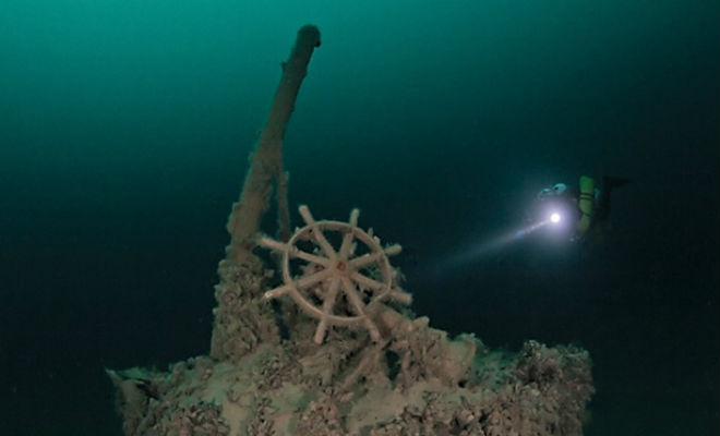 Водолазы спустились в Черное море: артефакты со дна подводной пустыни сквозь, артефакты, древние, археолог, истине Так, Баллард, Роберт, 2000м, пробиться, первым, чтобы, оборудования, технического, современного, массу, использовать, самый, океанологи, нашел, группам