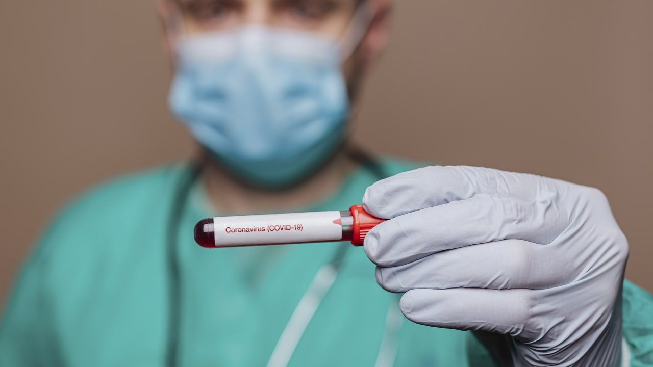 Вирусолог Альтштейн рассказал, когда ВОЗ объявит об окончании пандемии COVID-19