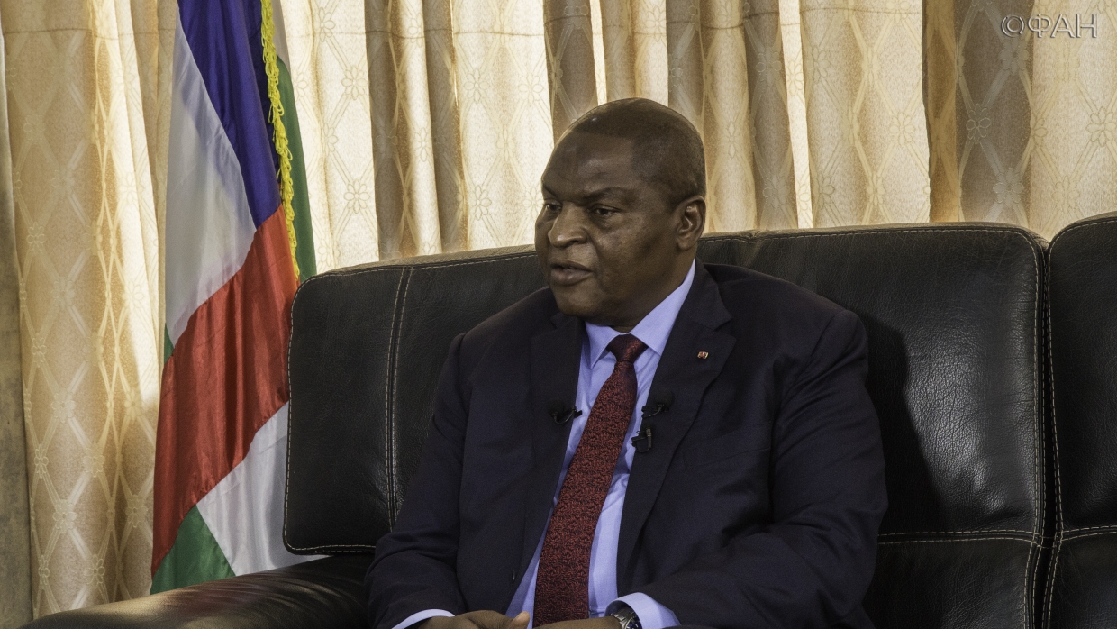Le Potentiel Centrafricain: власти ЦАР вернули стране достоинство и суверенитет