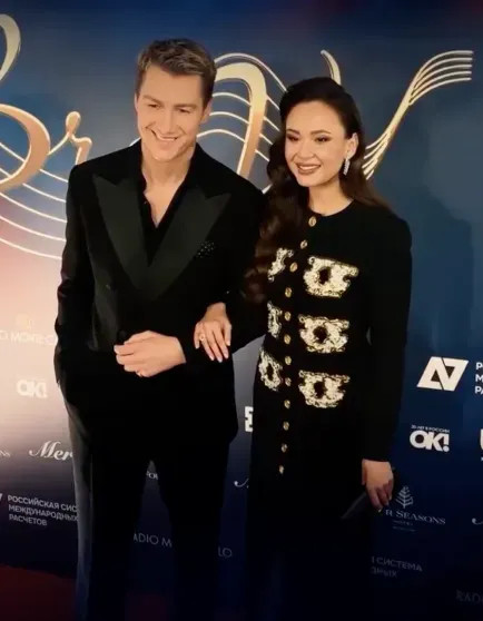 Алсу, Лариса Долина, Аида Гарифуллина с мужем Алексеем Воробьёвым и Ирина Винер посетили премию BraVo платье, СамбурскаяНастасья, Винер, Жасмин, Севиль, Мельникова, Алексеем, мужем, Лариса, Большом, жанре, танцам, чемпионат, прошёл, Москве, МельниковаЖасминРанее, МотМария, МельниковаМария, Strip, ВинерМария