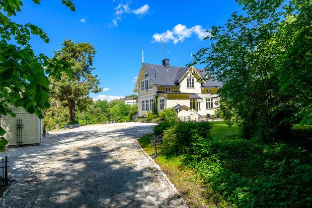 Бывший дом Астрид Линдгрен в Стокгольме этаже, стоит, Villa, Пеппи, первом, можно, комнаты, небольшая, «Курица», промышленника, стало, находятся, верхнем, кухней, когда, Kullen, столовой, шести, шведских, Приобрести