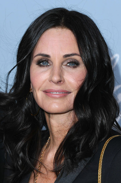 Жизель Бундхен, Адриана Лима, Нина Добрев и другие на гала-вечере в Лос-Анджелесе Жизель Бундхен, Адриана Лима, Нина Добрев и другие на гала-вечере в Лос-Анджелесе Красная дорожка