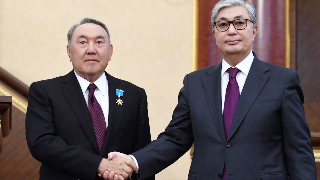 Кремль назвал личным делом Казахстана «окончательный транзит власти» к Токаеву от Назарбаева