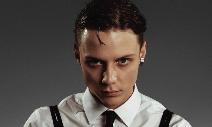 Дмитриенко обошел Лепса и Кадышеву - фото