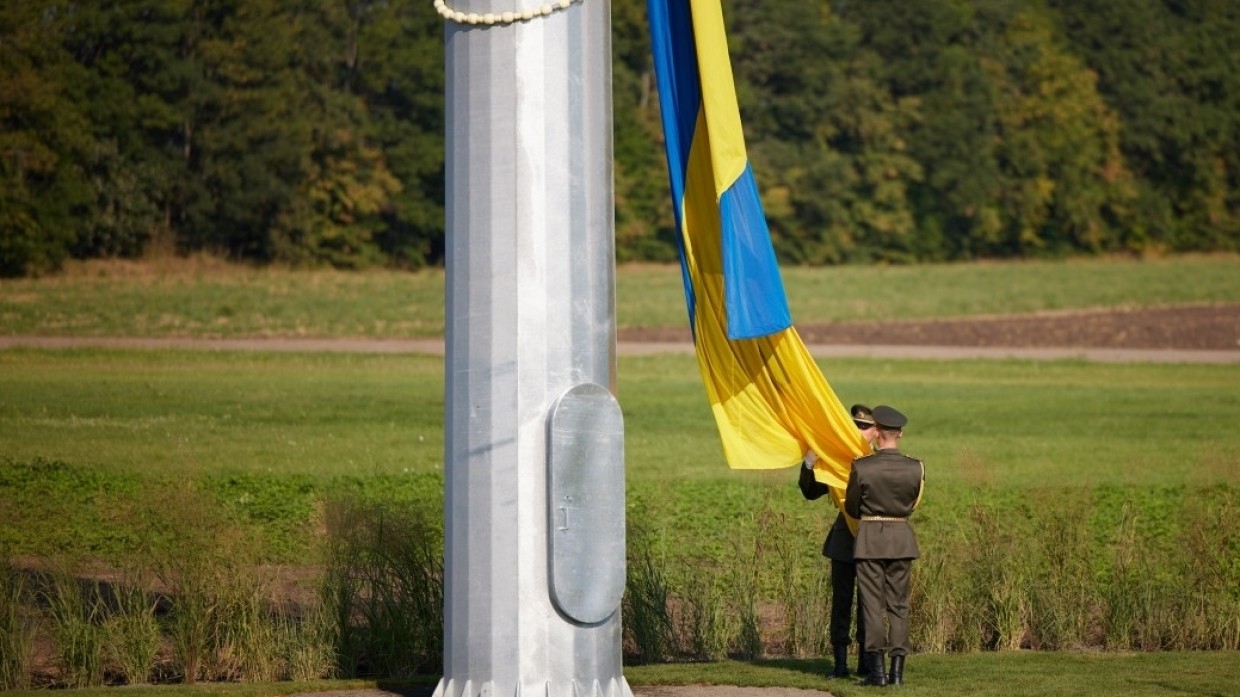 30   :    