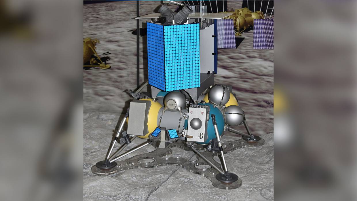 Глава Роскосмоса Рогозин заявил о переносе запуска межпланетной станции «Луна-25» Технологии