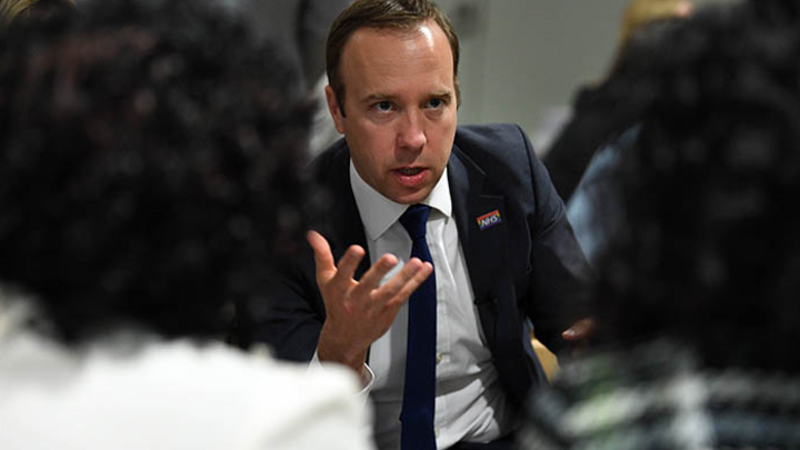 "МЫ ВСЕХ ПУГАЕМ НОВЫМ ШТАММОМ": ПЕРЕПИСКА БРИТАНСКОГО МИНИСТРА РАЗРУШИЛА МИФ О "ПАНДЕМИИ" КОВИДА