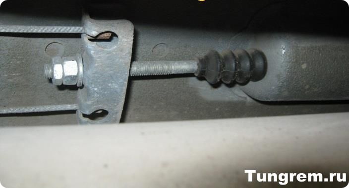 Регулировка ручника на Lada Kalina