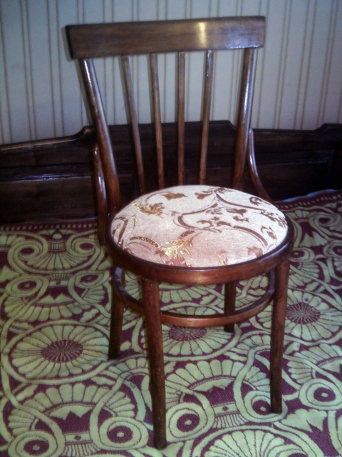 стул после реставрации
