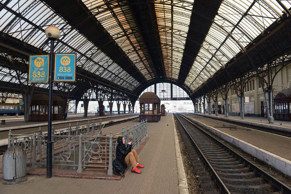 На станции пусто, Львове, Украина