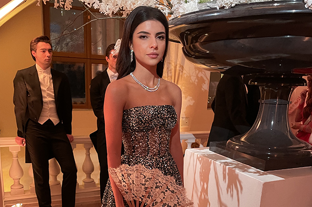 Юбилейный Бал дебютанток Tatler прошел в формате COVID-free, но без масок — и это никого не напугало