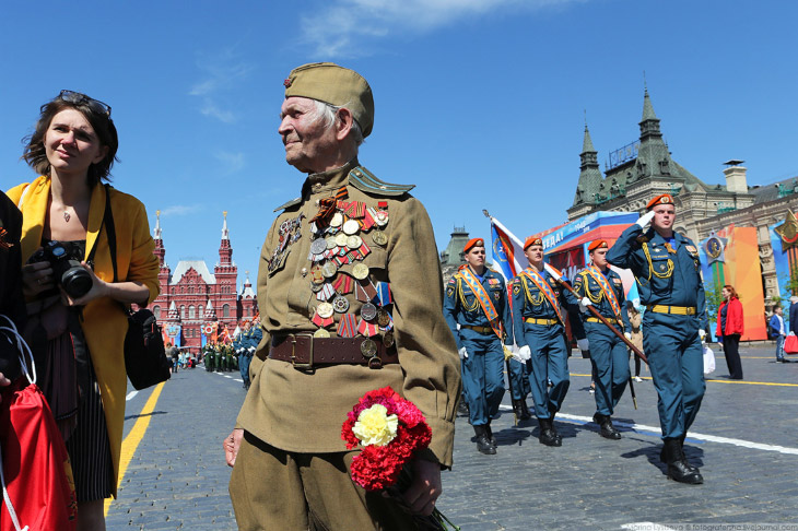 Непарадная часть Парада Победы