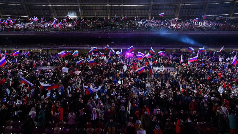 Когда за страну обидно. Понимание кризиса власти в России россия