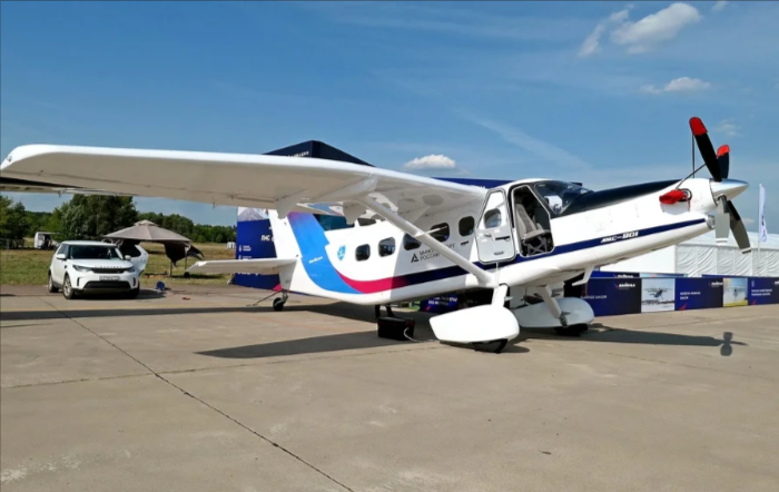 Новый российский самолет ЛМС-901 планируют оснастить парашютной системой безопасности