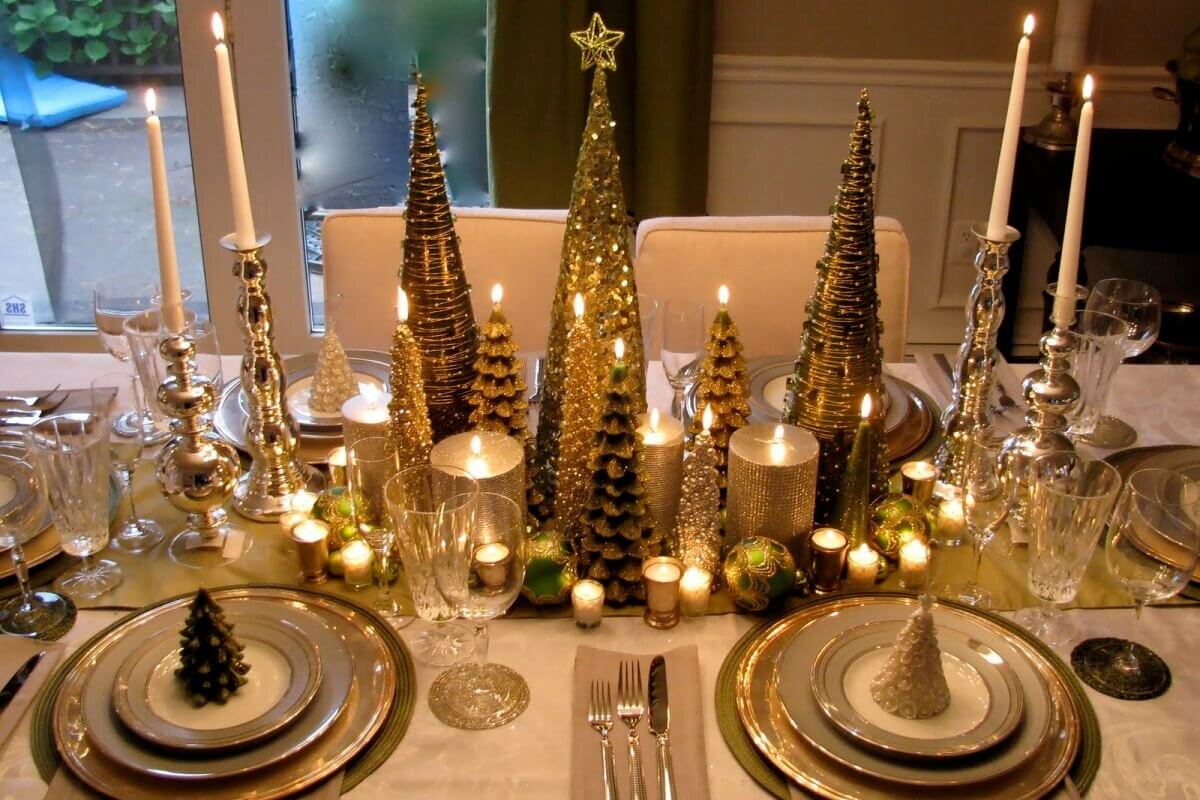 Сервировка новогоднего стола можно, стола, новогоднего, сервировки, Новый, нужно, украшения, будут, декор, выбрать, декора, лучше, подойдут, предметы, купить, между, оттенков, гирлянды, белые, время