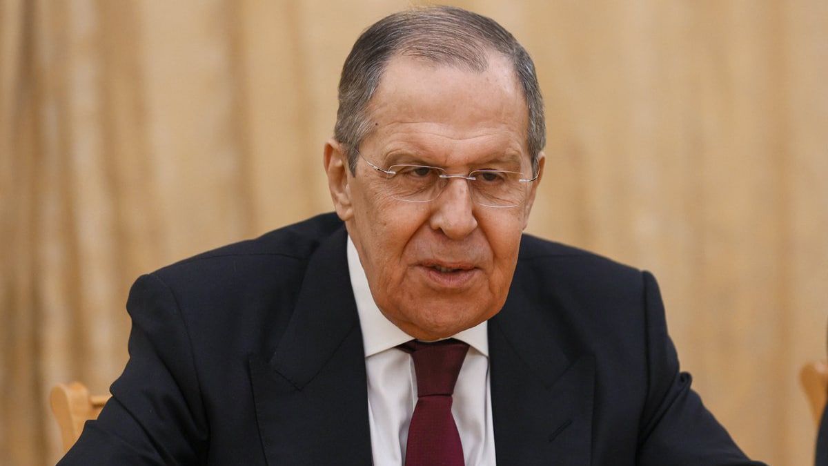 «Сенька не по шапке»: Лавров пошутил о камбоджийской рубашке после Гала-ужина АСЕАН