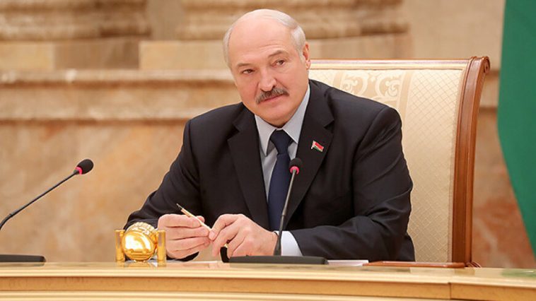Президент Беларуси подписал законы о новых правах парламента