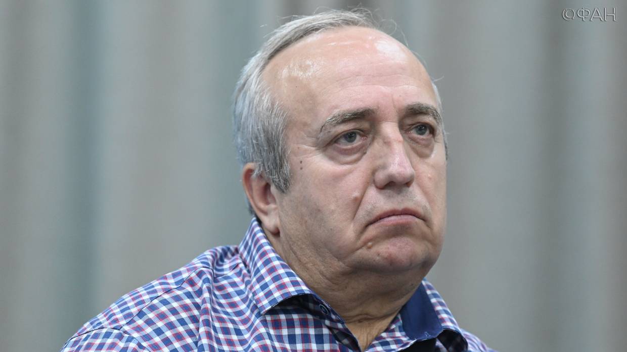 Клинцевич назвал НАТО военно-политическим инструментом англосаксов Политика