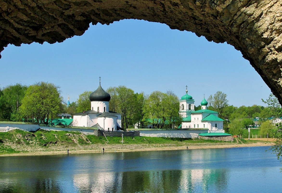 Храмы Псковской области