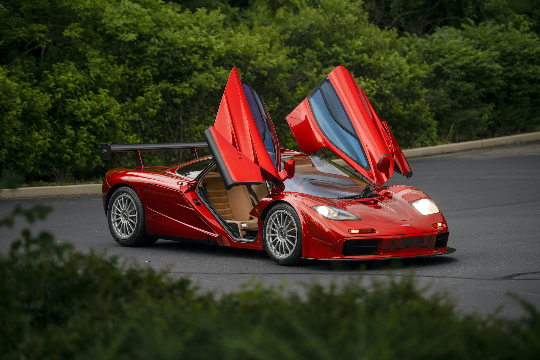 MCLAREN f1 автомобили Великобритании