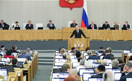 А. Бунич: Деньги олигархов все равно продолжают «делать ноги» из России