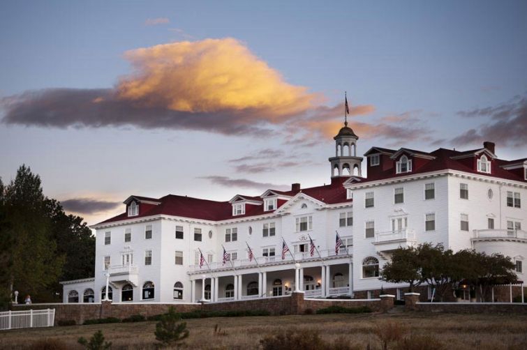 Кладбище домашних животных гостиницы «Stanley Hotel» кино, ужасы, факты, фильм