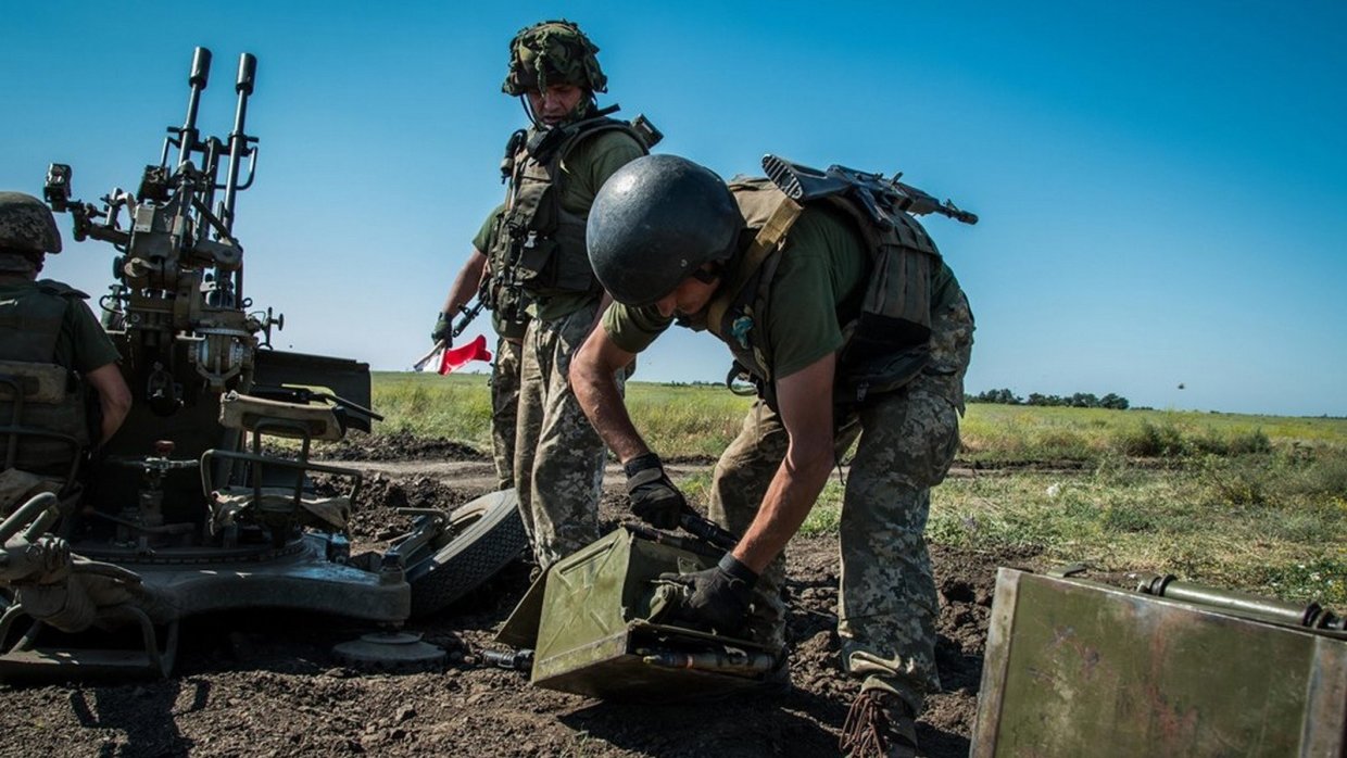 Донбасс сегодня: диверсанты ВСУ взлетели на воздух, разрыв ПТУРа привел к потерям сил ООС