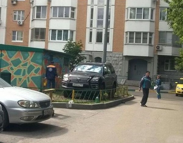 Вот как нужно бороться с хамской парковкой! 18 жестоких народных штрафов.