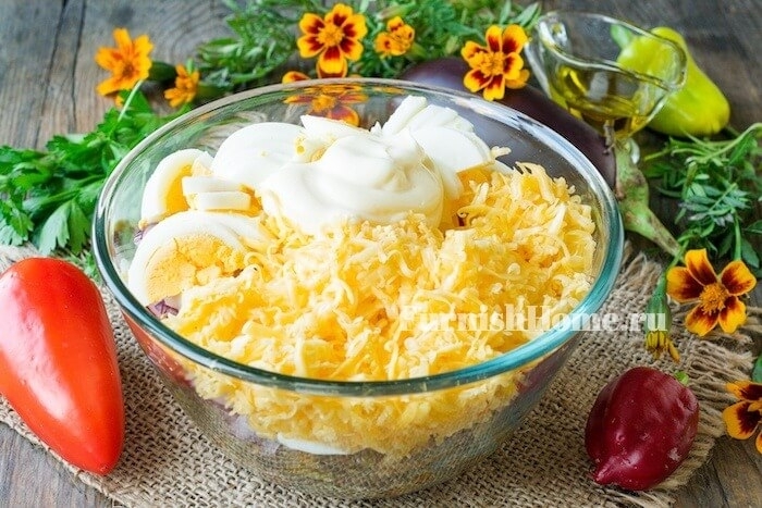 Салат из баклажанов и яиц салаты