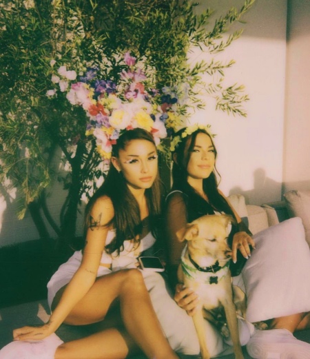 Ариана Гранде отметила день рождения в стиле хоррора "Солнцестояние" Звезды,Новости о звездах