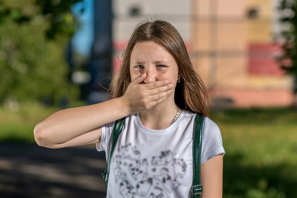 «Не дышите на меня!»: Пять причин неприятного запаха изо рта