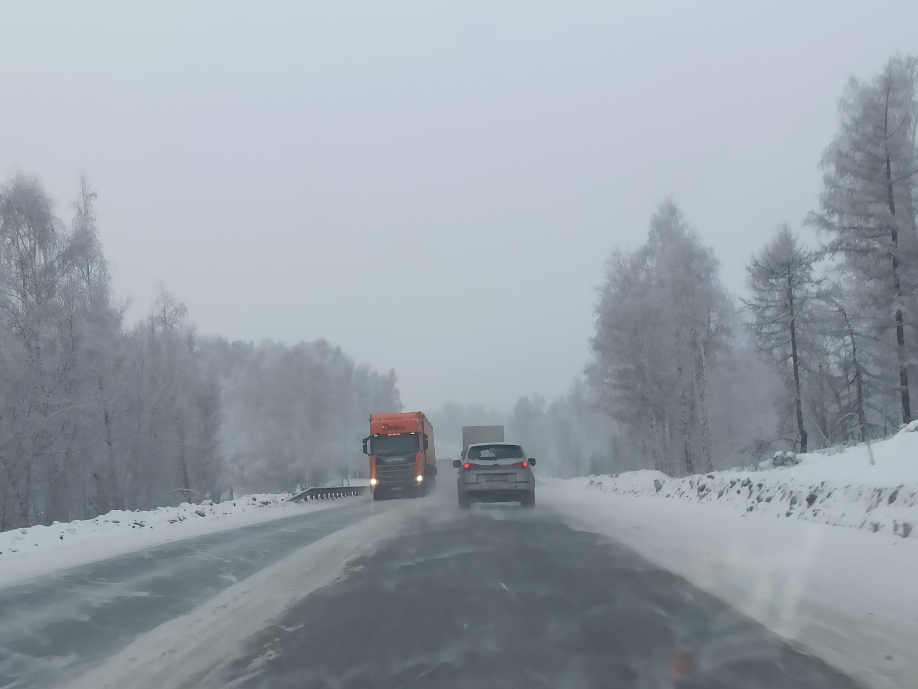 Пробка трасса м5 челябинск уфа. Трасса Челябинск Троицк. Трасса м5 Москва Урал. Трасса Уфа Челябинск. Снегопад.