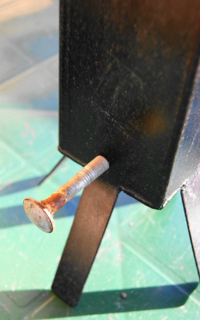 Самодельный генератор холодного дыма для копчения Самодельный генератор холодного дыма для копчения самоделкин