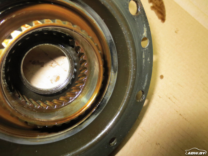 Плохо, что распредвал не резиновый, но еще хуже, когда масло грязное Плохо, что распредвал не резиновый, но еще хуже, когда масло грязное автомастерская,распредвал,ремонт,советы