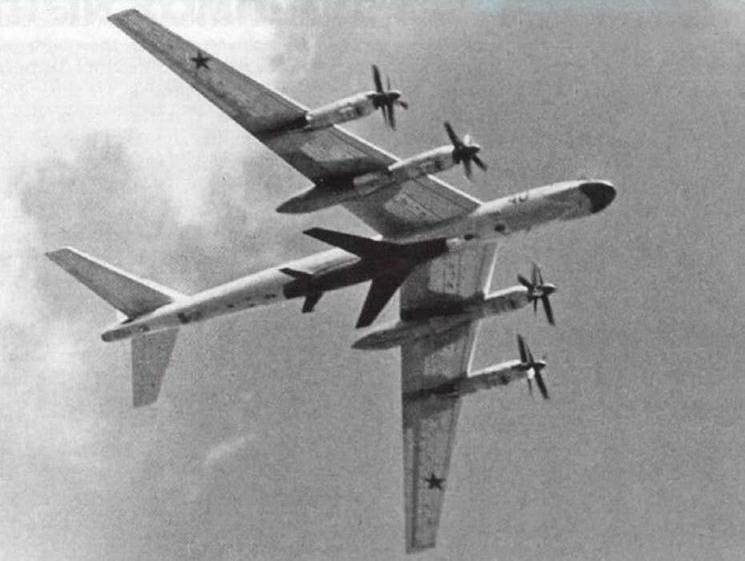 70 лет на службе: Медведь против Орла ввс