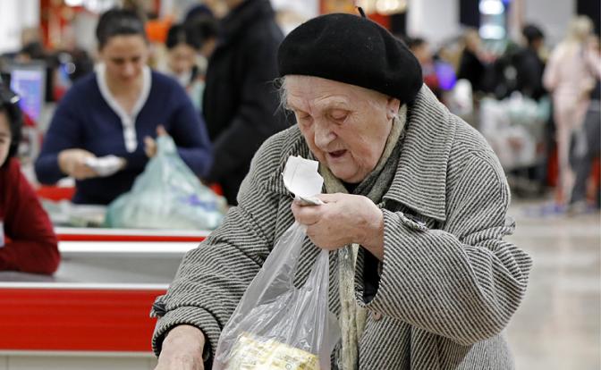 Крах пенсионной реформы: Денег на стариков в России нет