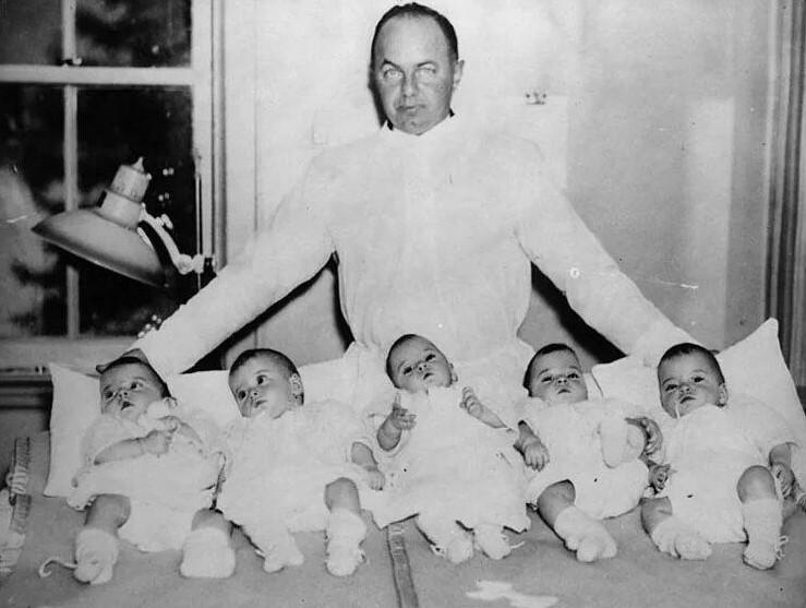 «Нас выставляли как животных в зоопарке»: история уникальных пятерняшек — сестер Дион, которых отец продал за 0 тыс. девочки, ОливЭдуард, девочек, сестры, близняшек, чтобы, Эльзир, дочерей, детей, фактически, стали, девушки, которые, несмотря, версии, родители, появились, чудом, контракт, время