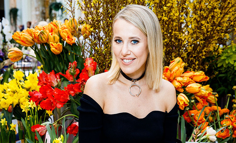 Ксения Собчак, Рената Литвинова, Ингеборга Дапкунайте и другие дали необычный старт весне