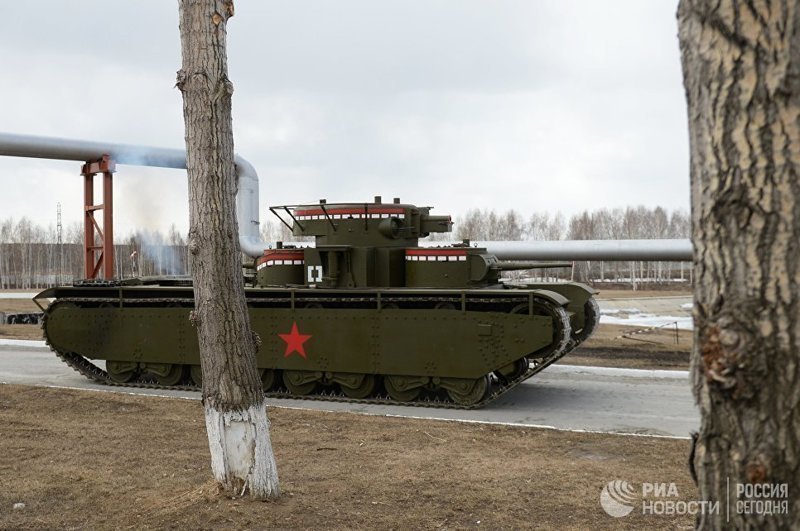 На Урале воссоздали уникальный пятибашенный танк Т-35 Т-35, танк, фоторепортаж