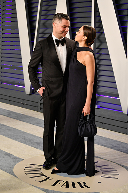 Рене Зеллвегер, Джессика Альба, Моника Левински и другие звезды на вечеринке журнала Vanity Fair: часть I Рене Зеллвегер, Джессика Альба, Моника Левински и другие звезды на вечеринке журнала Vanity Fair: часть I Хроника