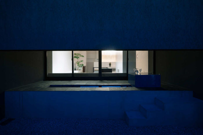 Японская простота: комфортная жизнь в пустом доме интерьер и дизайн,квартира,минимализм,открытое пространство,Япония