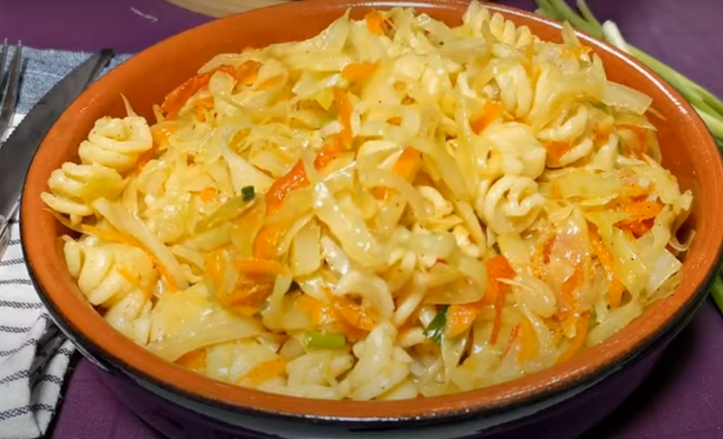 Гарнир из капусты с макаронами