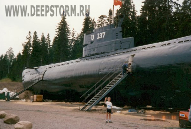 Как Горбачев  подарил подводную лодку СССР безработным Дании