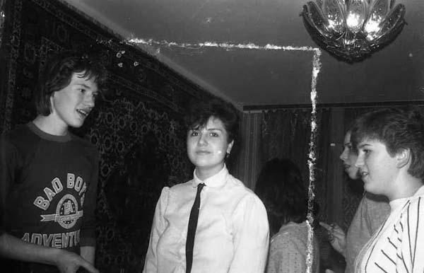 Вечеринка советской молодёжи. Как это было Вечеринка советской молодёжи. Как это было СССР,фоторепортаж