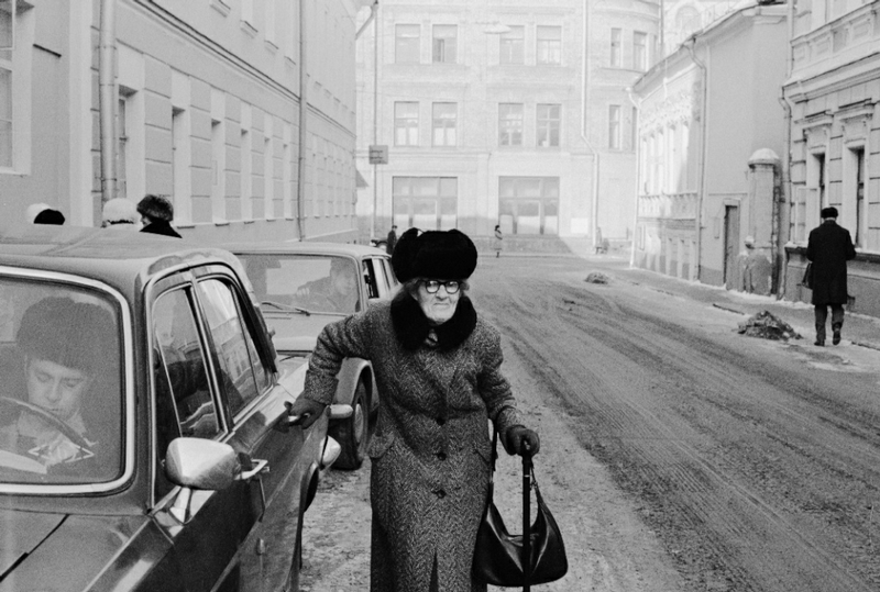 photosbyigorpalminphotos-33Moscow. A passerby, Griboyedov Street, 1978