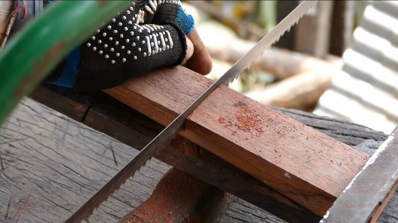 Массивный нож 